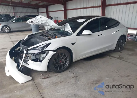 2021 Tesla Model 3 Long Range Dual Motor All-Wheel Drive z USA, uszkodzony, nr VIN 5YJ3E1EB7MF044518